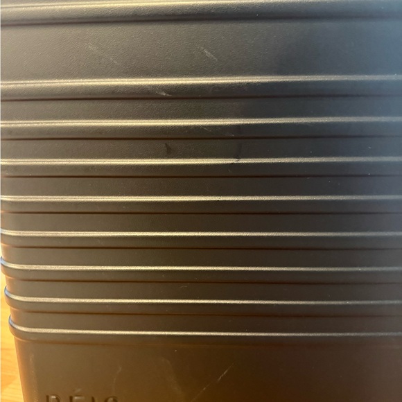 Beis - The 29" Large Check-In Roller - Picture 5 of 16